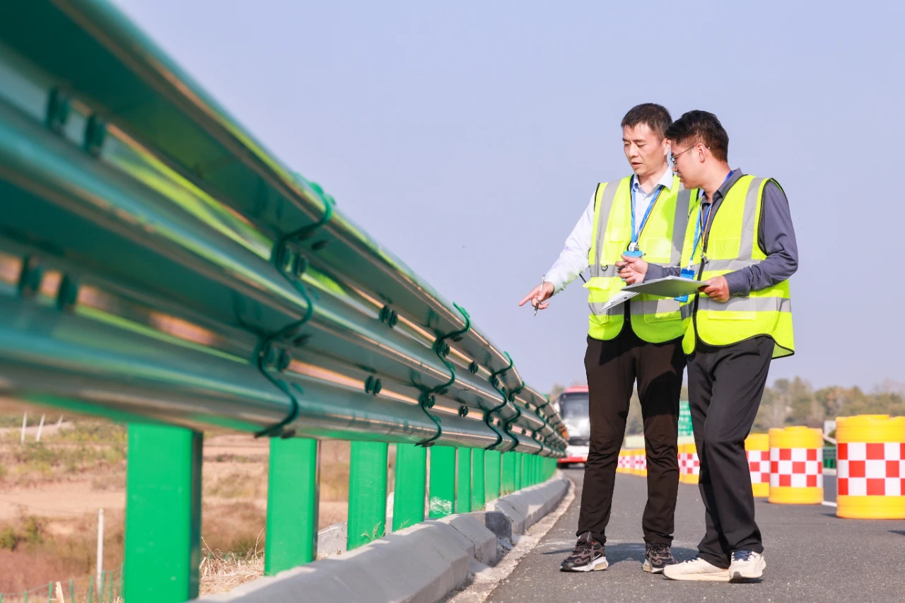 养护2.jpg 养护2.jpg